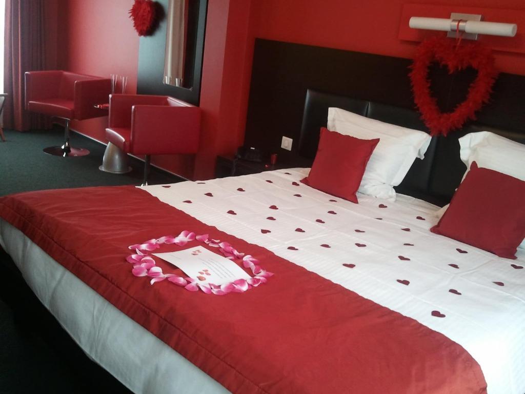Hotel La Louve Ла-Лувьер Номер фото
